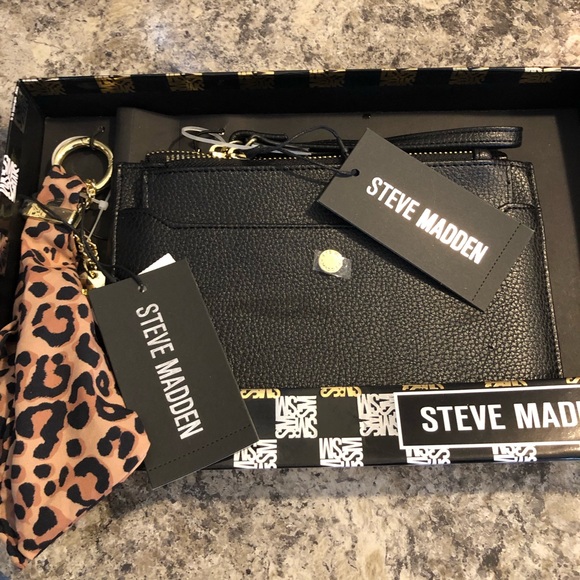Steven By Steve Madden Handbags - Steve Madden Wristlet and Key Chain Scarf